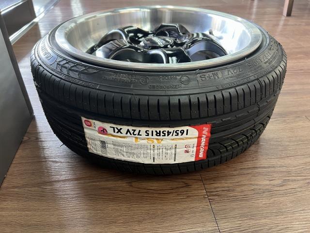 165/45R15新品サマータイヤ 頷け